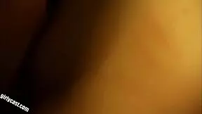 Diana gives a blowjob in her weird christmas costume! 🎄