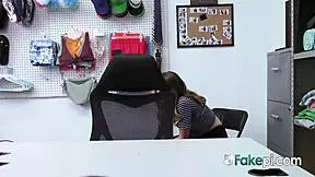 pengawal keselamatan lapar rakam kongkek pencuri kedai remaja 18+ 18+