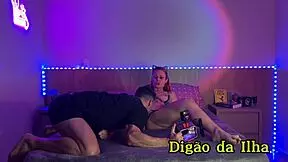 tattooed hottie sucking and oiling in doggystyle flashing session