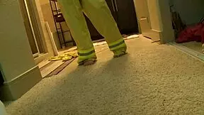 Nicole ray rests her ass on april oneils tits for deep fucking 😈