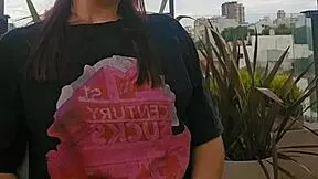 Simon says squirt all over, can you handle it?