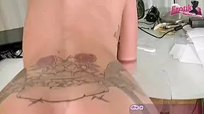 Petite blonde teen tries anal casting with toys 😊