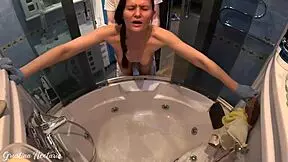 She was trying to clean the bath while i was fucking her