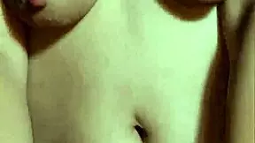 asian pinay mommy knows how to ride with skill and confidence