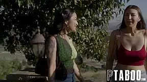 Stepsisters Uneasy Tour, Tanya Crushes on Jimmy's Big Ass