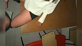 maestra penetrada por alumno en salon clases