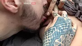 Couple enjoys public trail in Chapada Diamantina