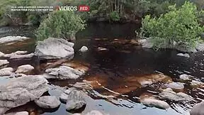 Couple enjoys public trail in Chapada Diamantina