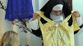 Katie Morgan licks teen pussy in role play?