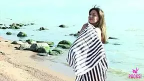 Beach Babe Juliette Cums Hard from Wild Finger Play