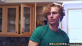 I love how pornstars like it big with Janice Griffith's hand and foot job