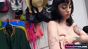 the perfume thief aanna starr got fucked