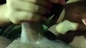 Me exprime toda la verga hasta que me saca la leche