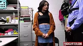 I hid runaway babe in mall, she deepthroats and fucks me