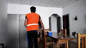 i'm a hot latina spreading my legs to show my ass to strangers at home