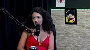 Nobody looked at her face in the gym, but her sister didn't like it when she discovered the fetishes involving mia luz.