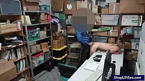 Thief in uniform Alyssa Cole pounded by perv police officer?