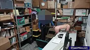 Thief in uniform Alyssa Cole pounded by perv police officer?