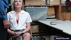 Thief in uniform Alyssa Cole pounded by perv police officer?