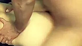 Mi esposa con el vato de a lado cogiendo a escondidas de mi