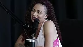 she explained how she entered the liberal scene, the start of her relationship, the day they touched her ass in the swing house and fucked outdoors.