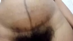 desi indian teen doing indoor pissing video 😅