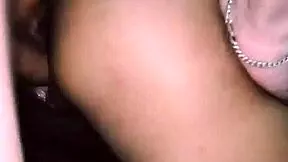 a pequenina aluna não se deu conta que seu professor queria fode- lá na bocetinha