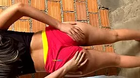 Ne verujem da je ova nevina 18-godišnja Kolumbijka poludela sa drugom svog partnera za keš u pravom homevidu