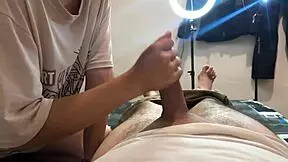 tremenda cabalgata me da mi vecina por un favor de dinero me le vengo dentro