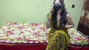 Pakistani hot aunty called her lover over, took his rod in her ass. Hindi audio raw!