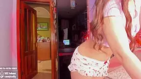 Sweety Rinushka's Close-Up Webcam Show