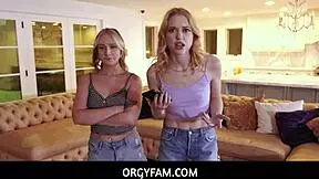 chloe cherry says, fuck me and gwen vicious hard, stepbrother