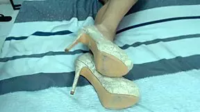 Mi Hermanastra Se Dejo Tocar Por Mi Esposo Y Se Comio Su Semen