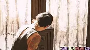 can this teen amateur handle dildoing an asian milf's ass?