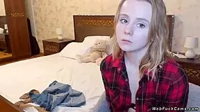 Amateur Teen 18+ Camgirl In Bra And Shirt