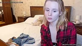 Amateur Teen 18+ Camgirl In Bra And Shirt