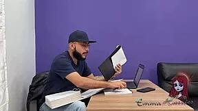 I let my boss fuck me bareback to leave the office early.