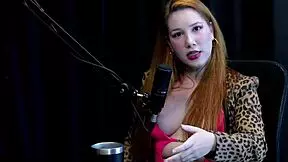 Começou com conteúdo caseiro adora seus pés tem diferença entre cama e câmera e sempre sonhou em entrar no pornô - natasha fiore watch on sheer red