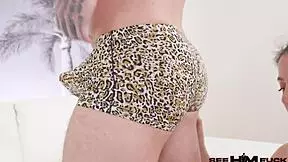 Watch a French Canadian fuck featuring Parker Savage and Natalie Brooks in bareback action