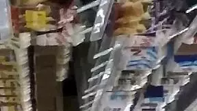 I-I got this candid shot of a teen's booty, it's so nice