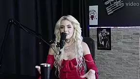 Entrou Na Prostitui��o Por Querer Dar Pra Todo Mundo Foi Demitida Por Transar No Sal�o Da Pastora E Falou Dos Seus Relacionamentos - Kyra Sex Sheer Red