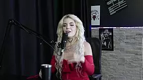 Entrou Na Prostitui��o Por Querer Dar Pra Todo Mundo Foi Demitida Por Transar No Sal�o Da Pastora E Falou Dos Seus Relacionamentos - Kyra Sex Sheer Red