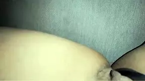 �ay que caliente por la calle subo al carro de mi novio pero me toco sola y lo dejo con las ganas de cogerme real 100 en per� callejero al m�ximo