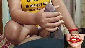 늙은 의붓아빠가 어린 의붓딸 혼자 집에 있어 설득해서 섹스