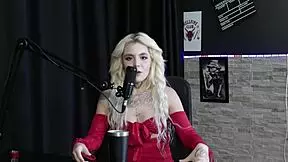 Se Preparou Para Fazer O Fisting Nao Sente Tesao Na Buceta Realiza Fetiches Vomitando No Pau E Quer Transar Com 25 Homens Gozando Em Sua Cara - Kyra Sex Sheer Red