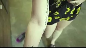 Kali Roses needs stepdad's stiff wiener for deepthroat and handjob 😏