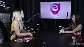 Luciana Picchi domination in Bora Cast with Bruna Carlos and Matheus Caetano part 2