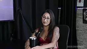 Luciana Picchi domination in Bora Cast with Bruna Carlos and Matheus Caetano part 2