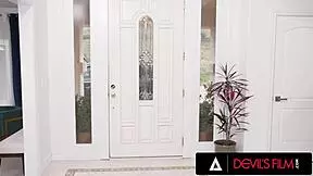 i let my wild teen 18+ stepdaughter fuck her boyfriend right there while i watch the whole intense deepthroat action unfold