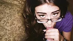 Stepsister discovers bros pervy porn and confronts him about it - myhotsis